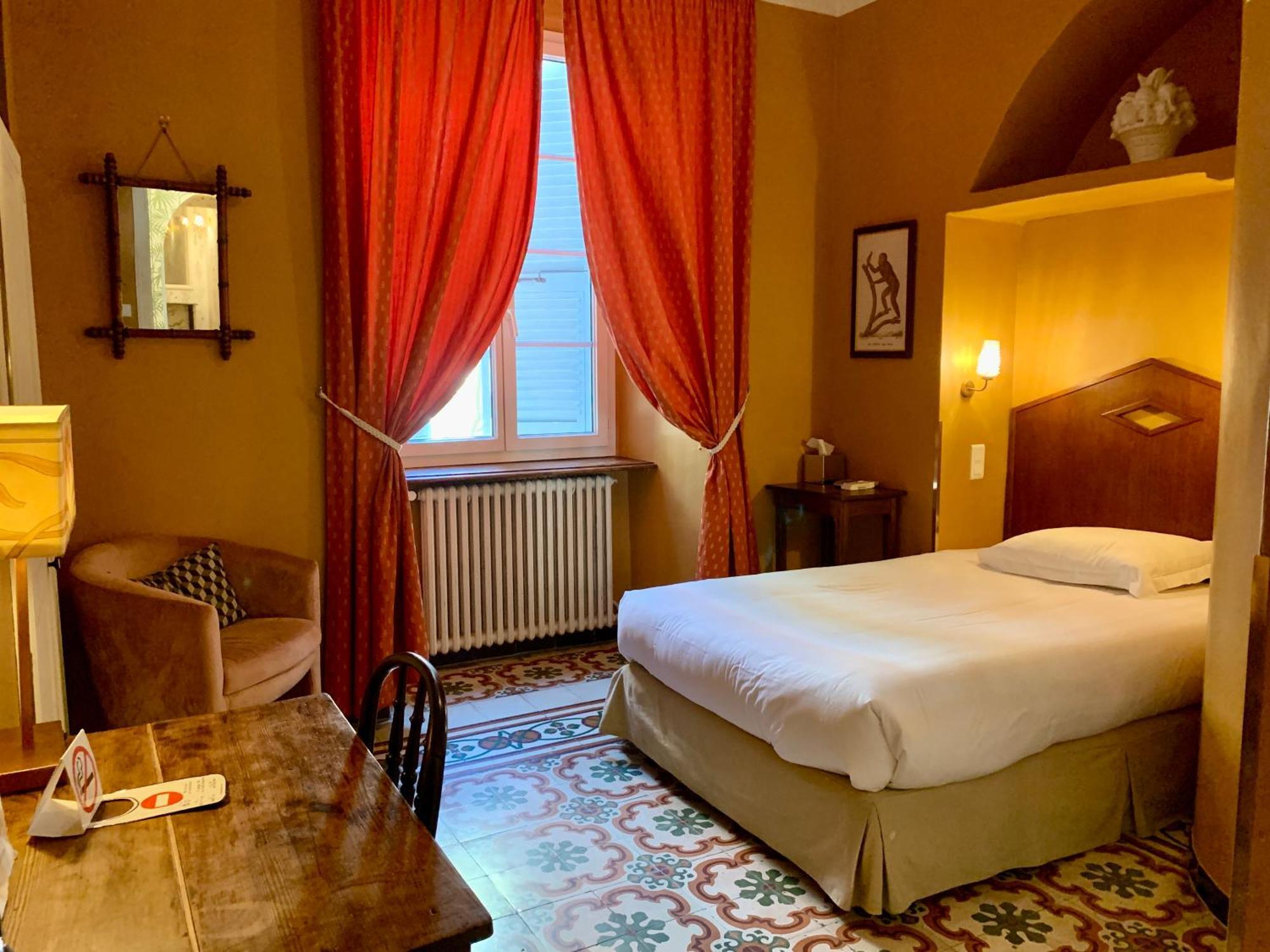 Hotel Central Bastia Bastia  Eksteriør billede