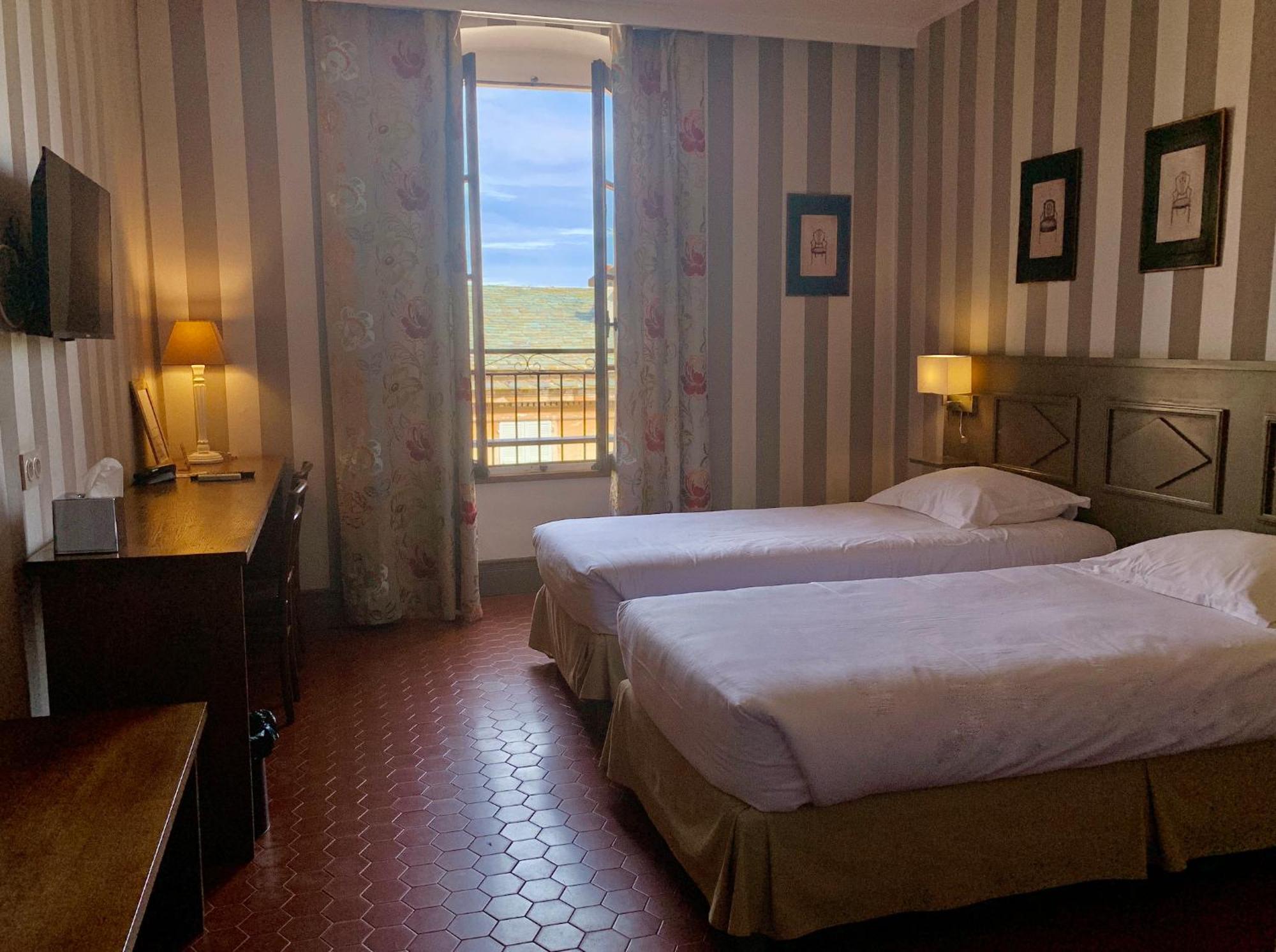 Hotel Central Bastia Bastia  Eksteriør billede
